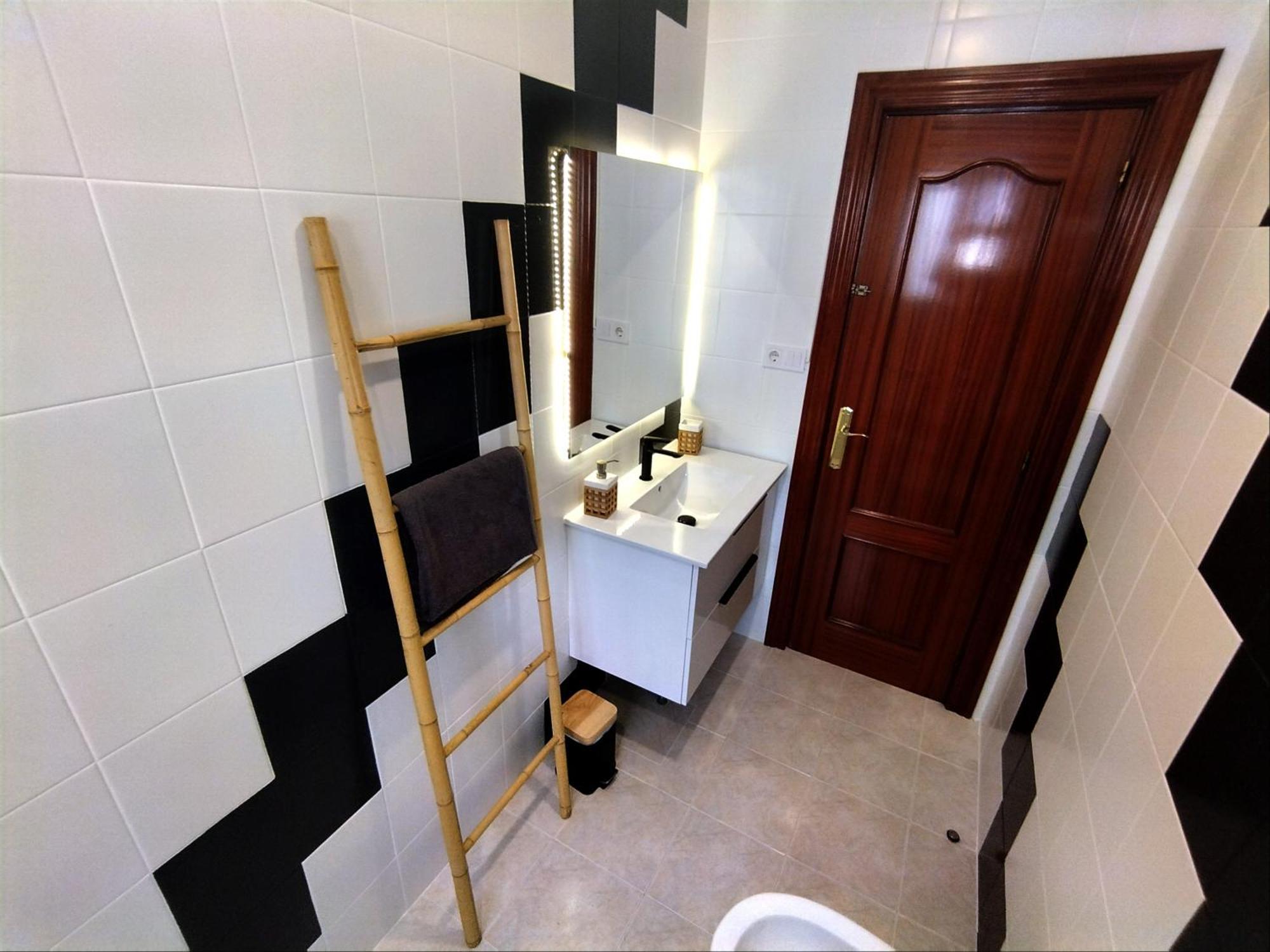 אליקאנטה Habitaciones En Apartamento Compartido W Host מראה חיצוני תמונה